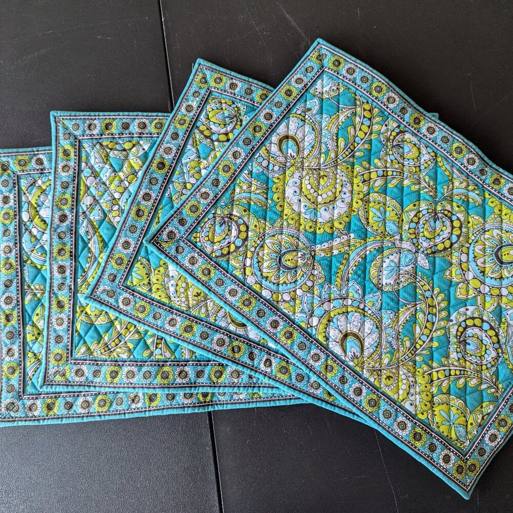 Vera Bradley Peacock 4 Quilted Placemats Paisley Turquoise
